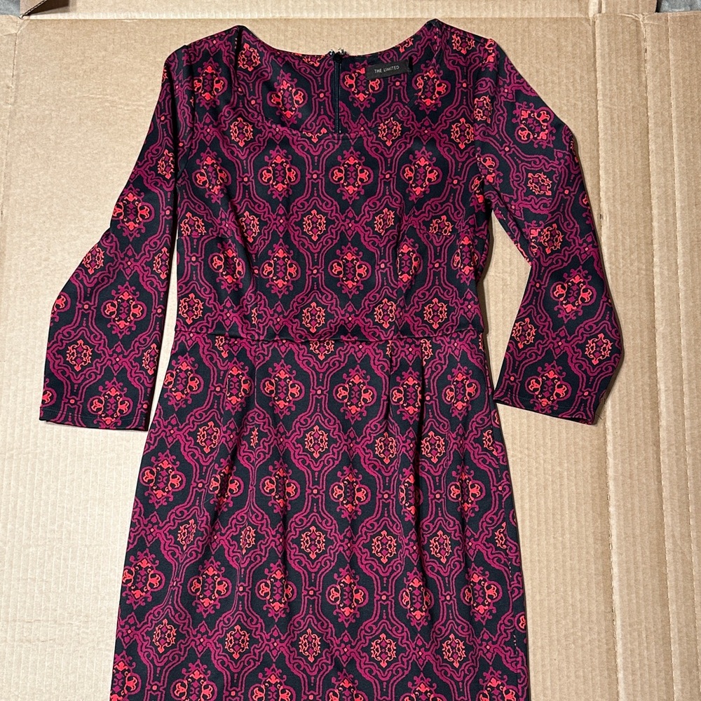 The Limited Elegant Black and Red Patterned Dress